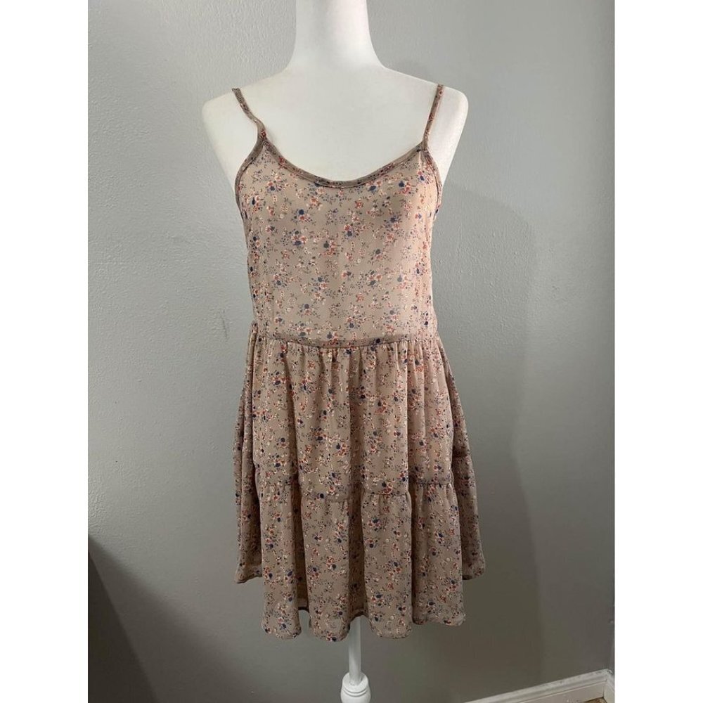Maude floral short dress size medium tan